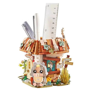 CIC - LOZ1241 | Mouse House Pen Holder