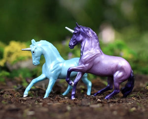 Breyer - 10297 | 10297 - Unicorn Foal Surprise
