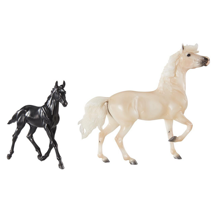 Breyer - 1840 | 2021 Encore & Tor Mustang Set