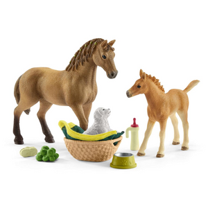 Schleich - 42432 | Horse Club: Baby Animal Care with Quarter Horse
